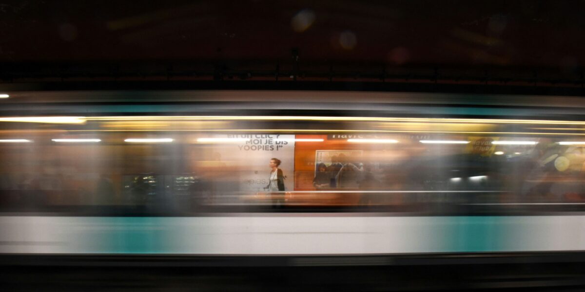 Fast pace world speed train exposure